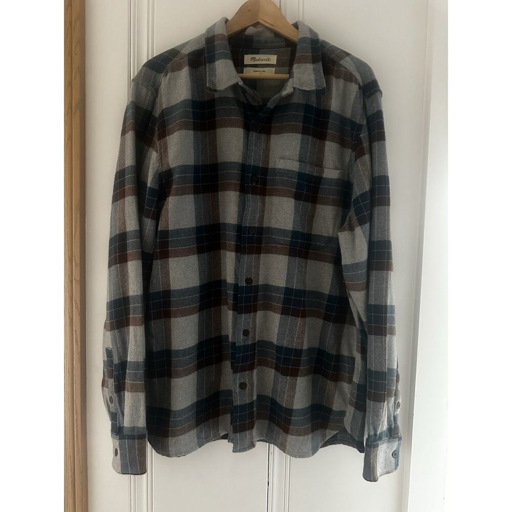 Madewell Men L Plaid Flannel Shirt 100% Cotton Button Down Gray Blue Perfect Fit